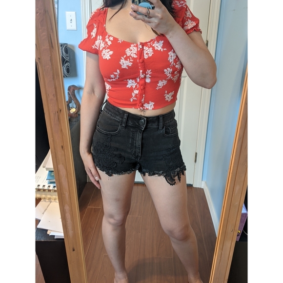 3/$20! AE Super Super Stretch Denim Lace Shorts - Picture 14 of 14